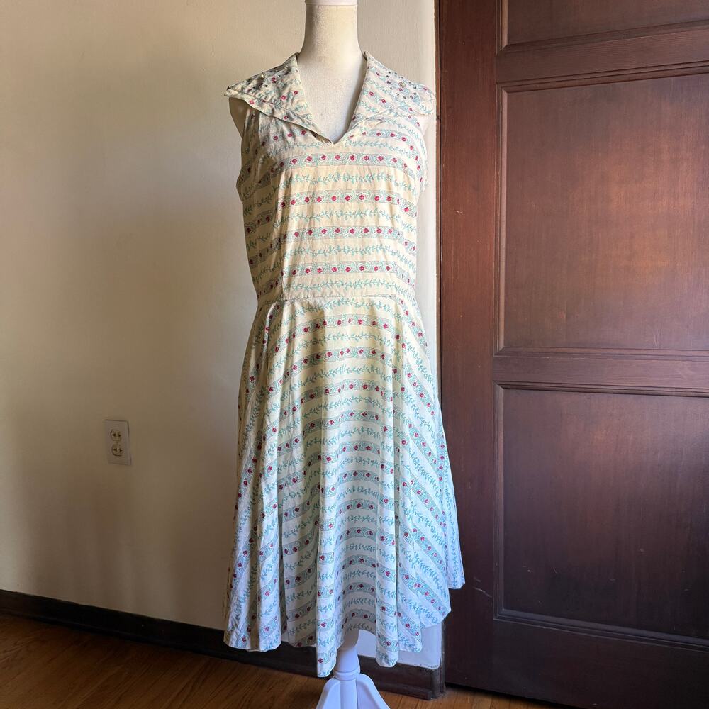 Vintage Handmade Floral Rhinestone Collar Fit Circle Skirt Dress | Large